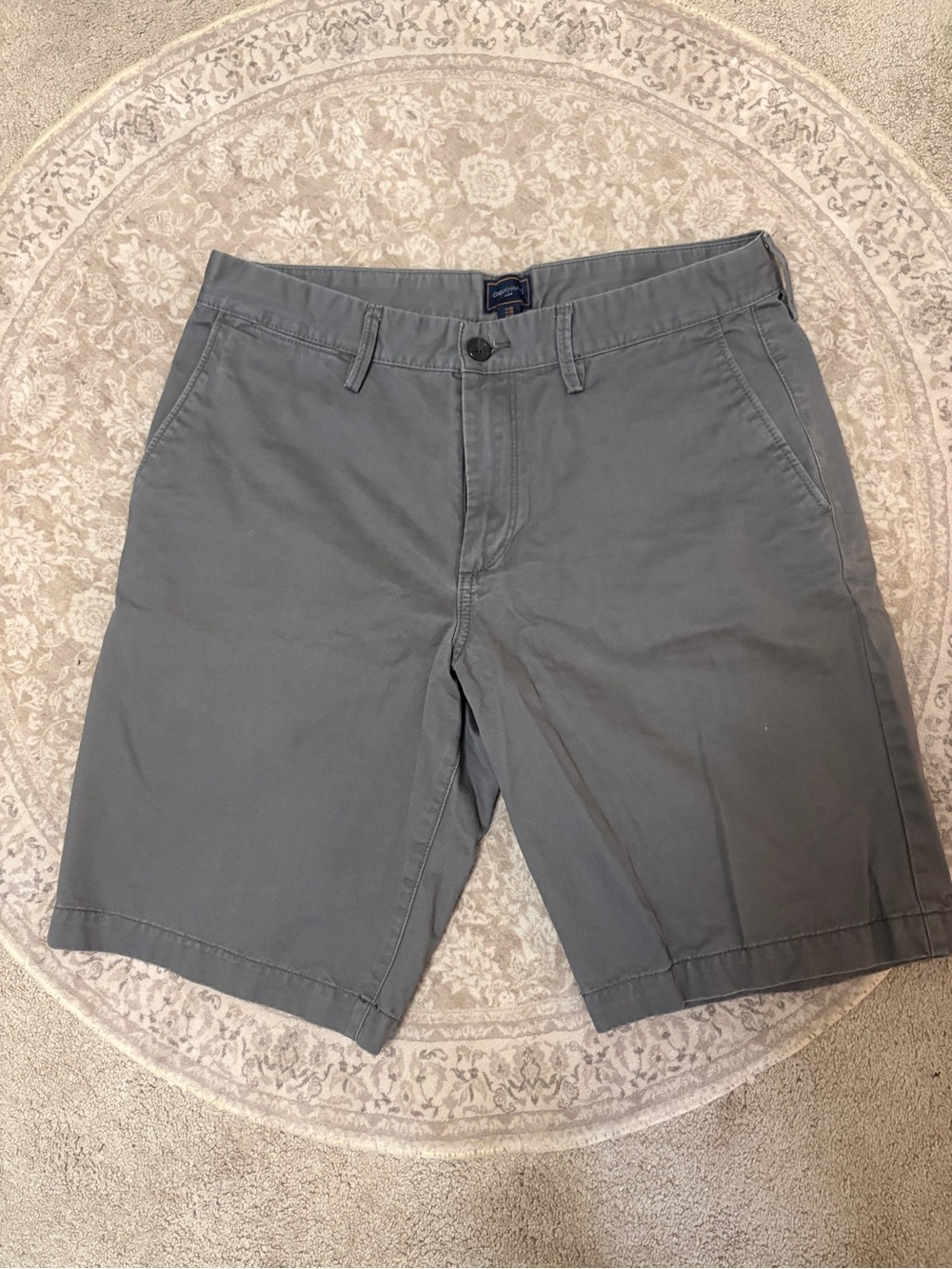 GAP Men's Slate Gray Flat-Front Chino Shorts